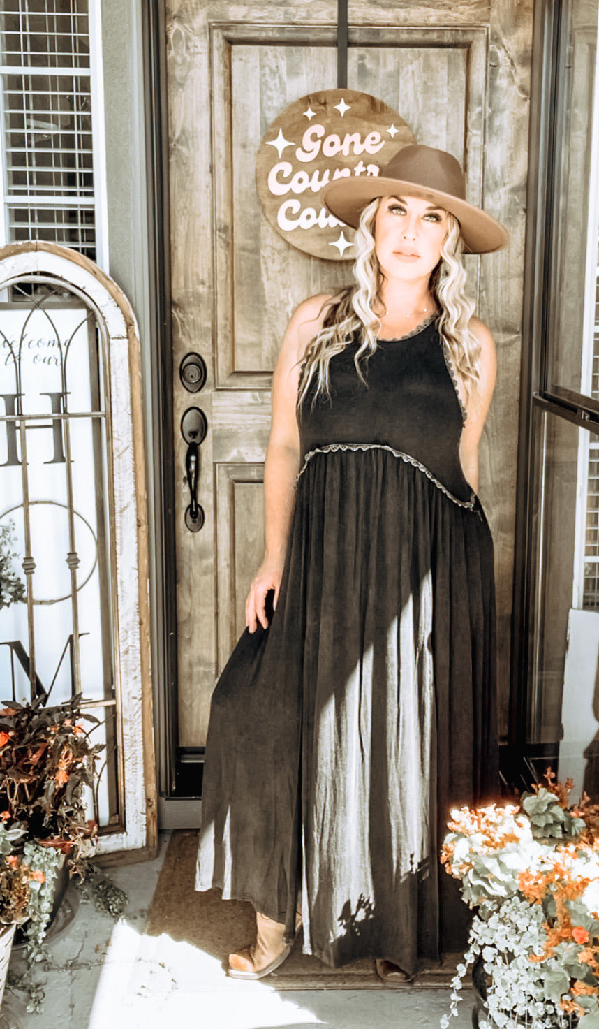 Lainey Flat-brim Gold Chain hat