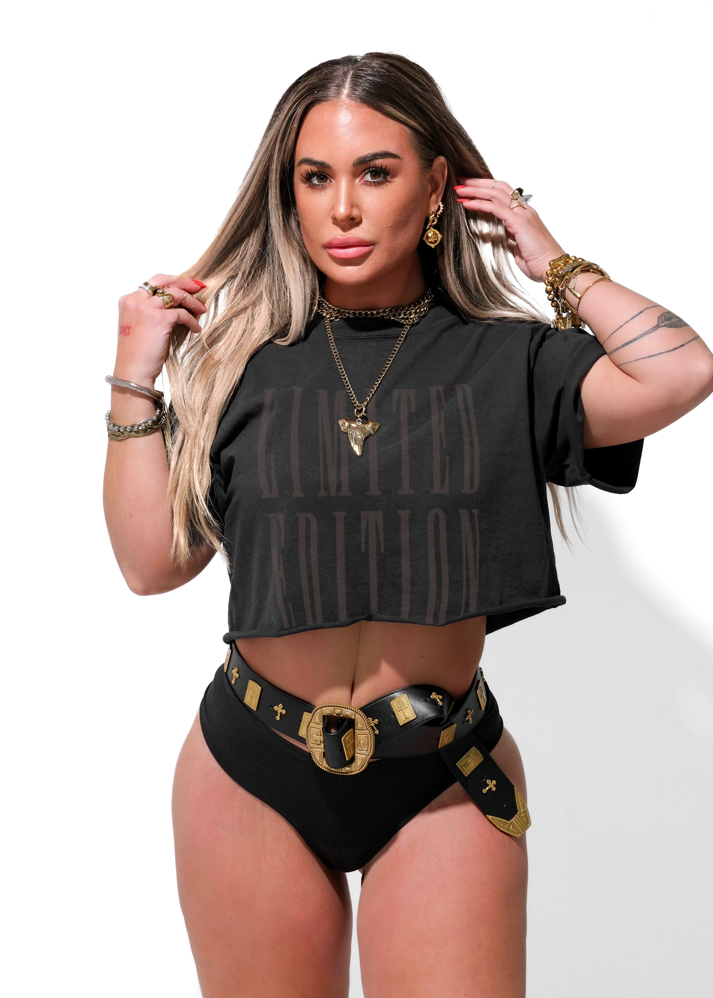 CROPPED LIMITED EDITION BLACKED OUT GRAPHIC TEE