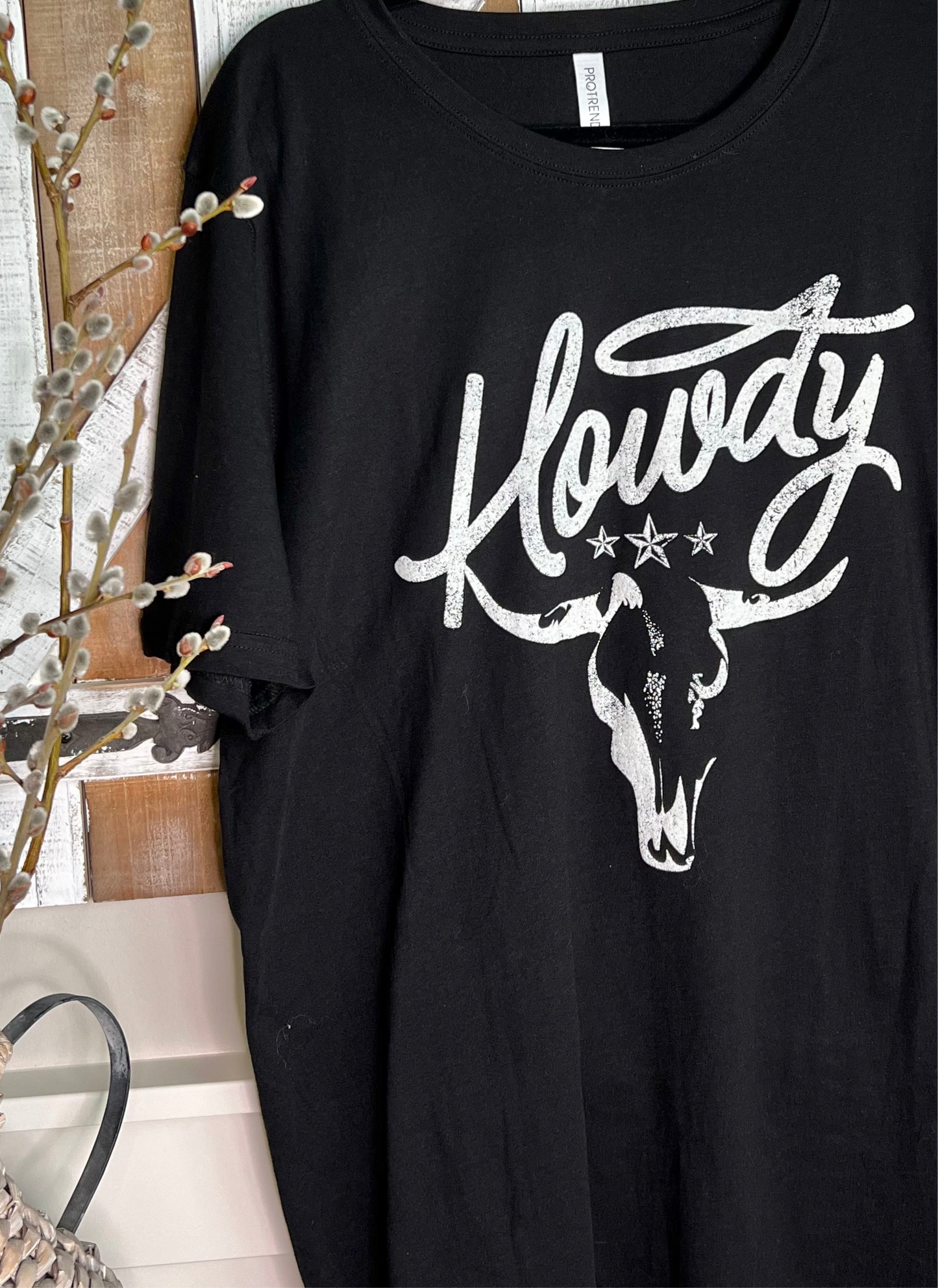 Howdy Graphic Tee