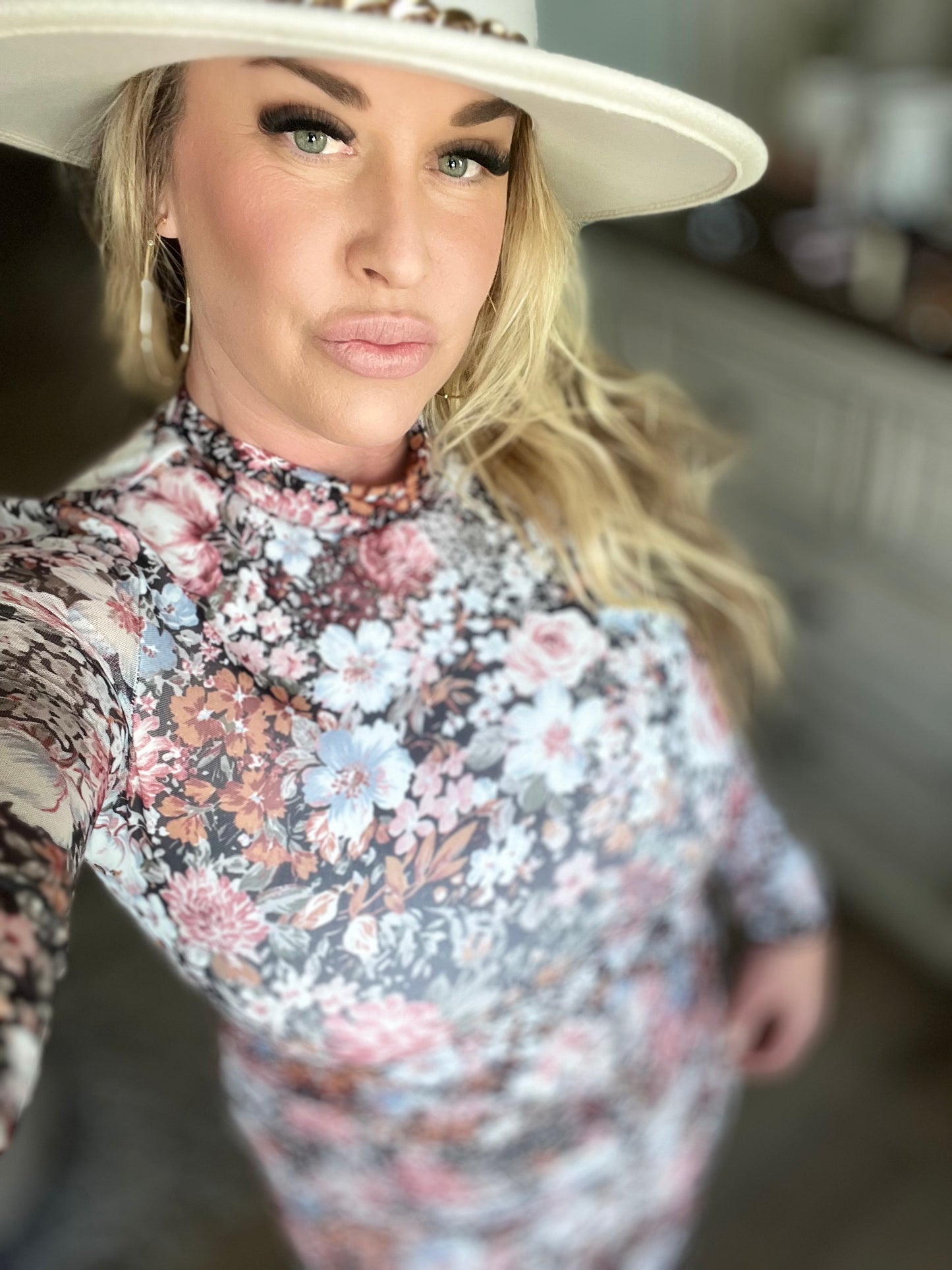 Stephanie Floral All over Midi Dress