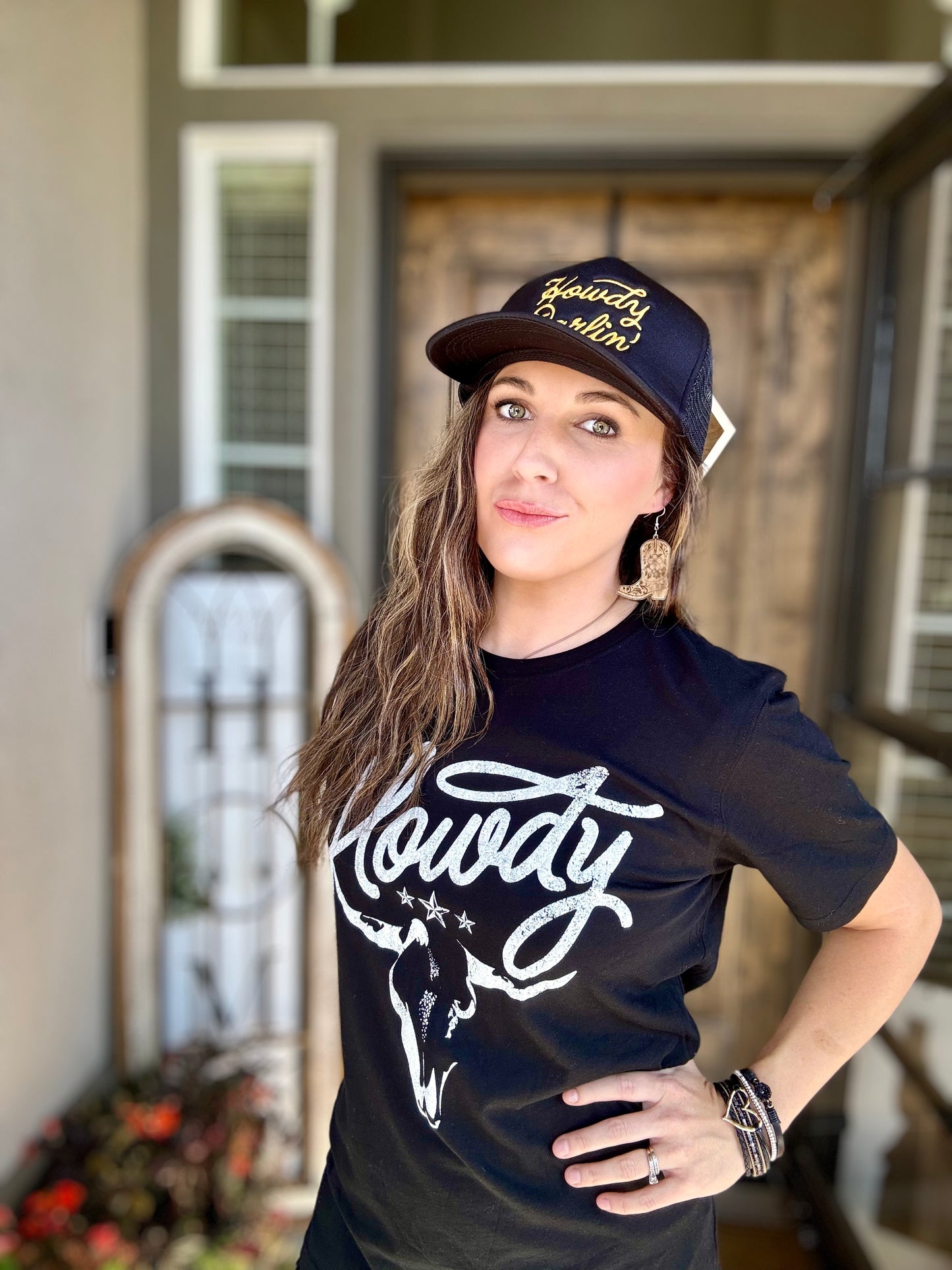 Howdy Graphic Tee