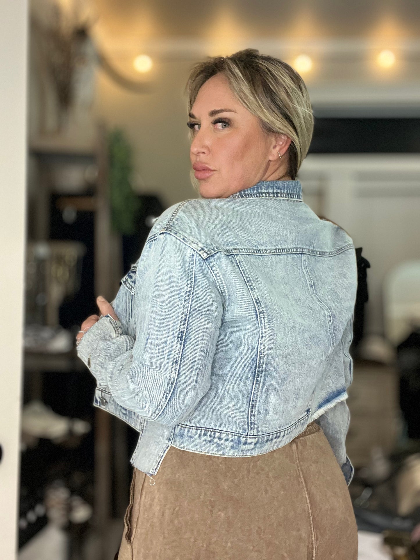 OVERSIZED STEP HEM JACKET