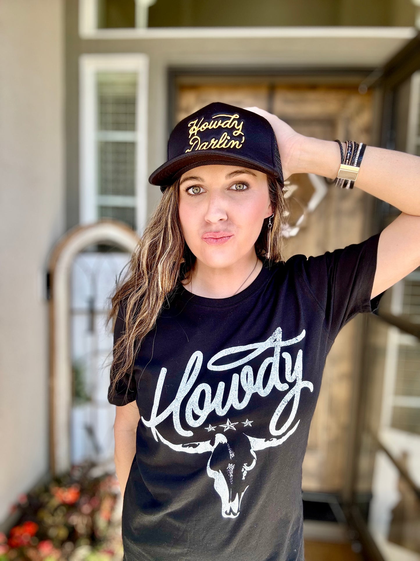 Howdy Graphic Tee