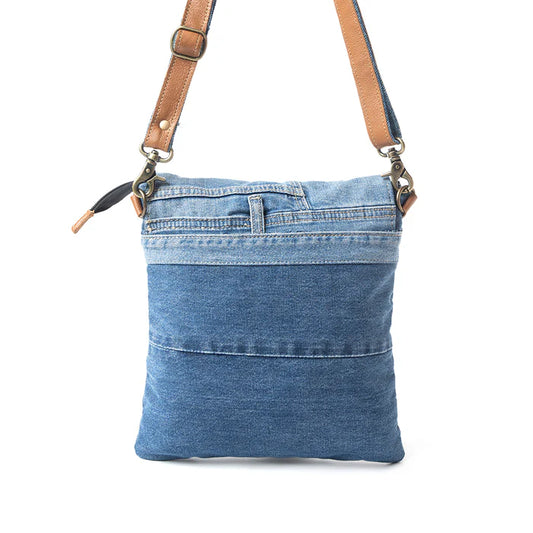 Timeless pocket full of Denim Crossbody Bag