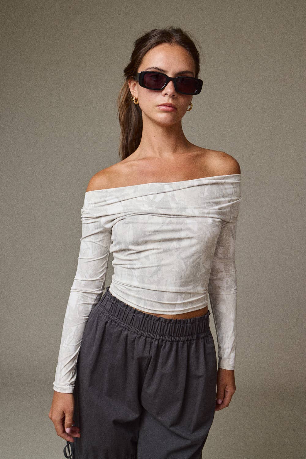 Lux Camo off shoulder longsleeve