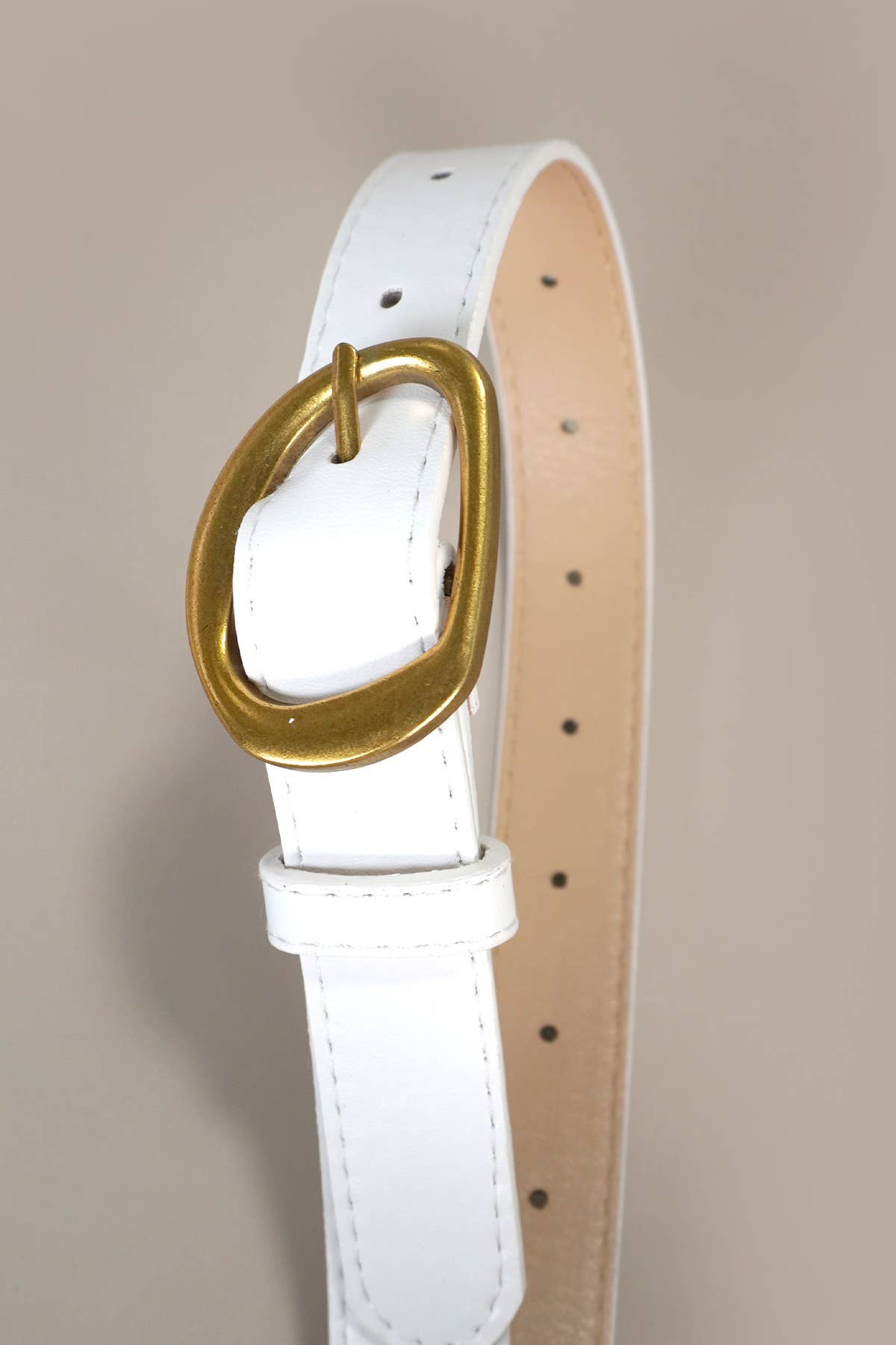 OVAL SHAPED BELT