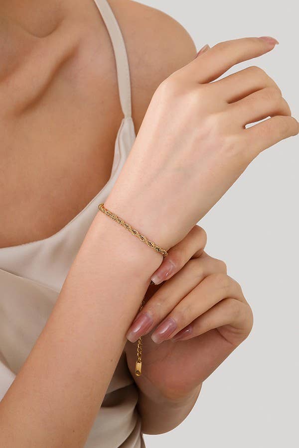STAINLESS STEEL WATERPROOF TARNISH FREE BRACELET