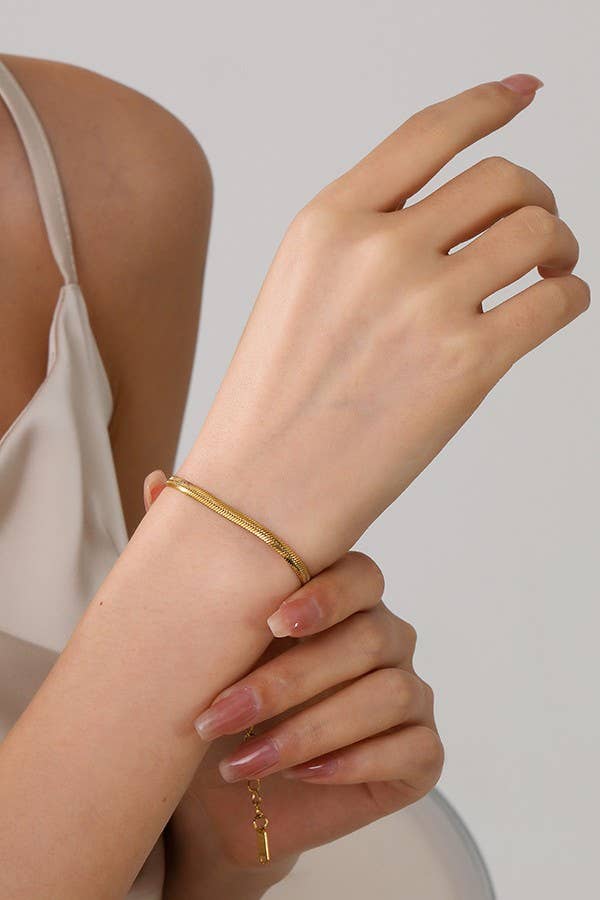 STAINLESS STEEL WATERPROOF TARNISH FREE BRACELET