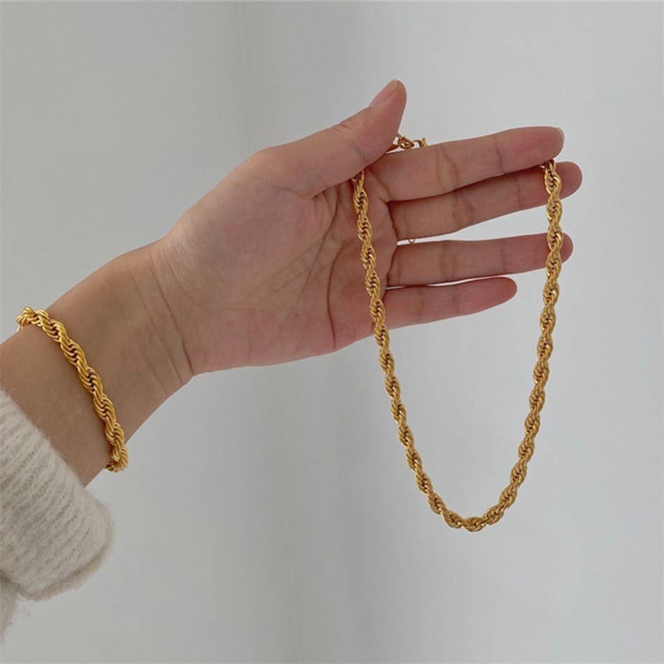 STAINLESS STEEL WATERPROOF TARNISH FREE BRACELET