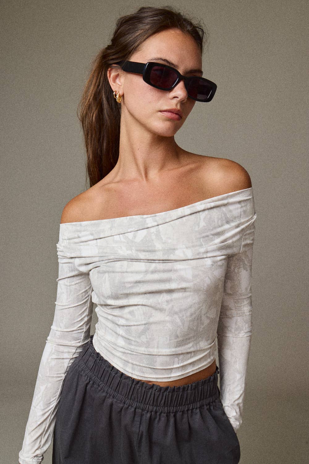 Lux Camo off shoulder longsleeve