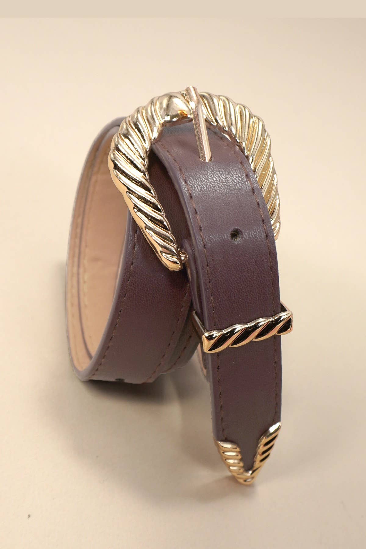 CLASSIC WESTERN CARVED BUCKLE FAUX LEATHER BELT