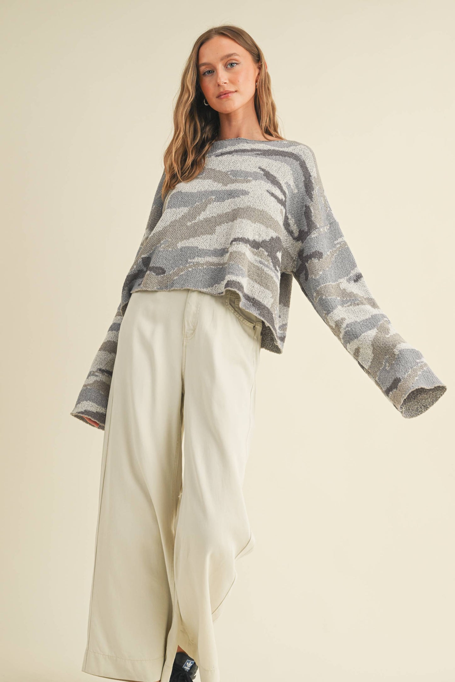 CAMO BOAT NECK LIGHTWEIGHT SWEATER