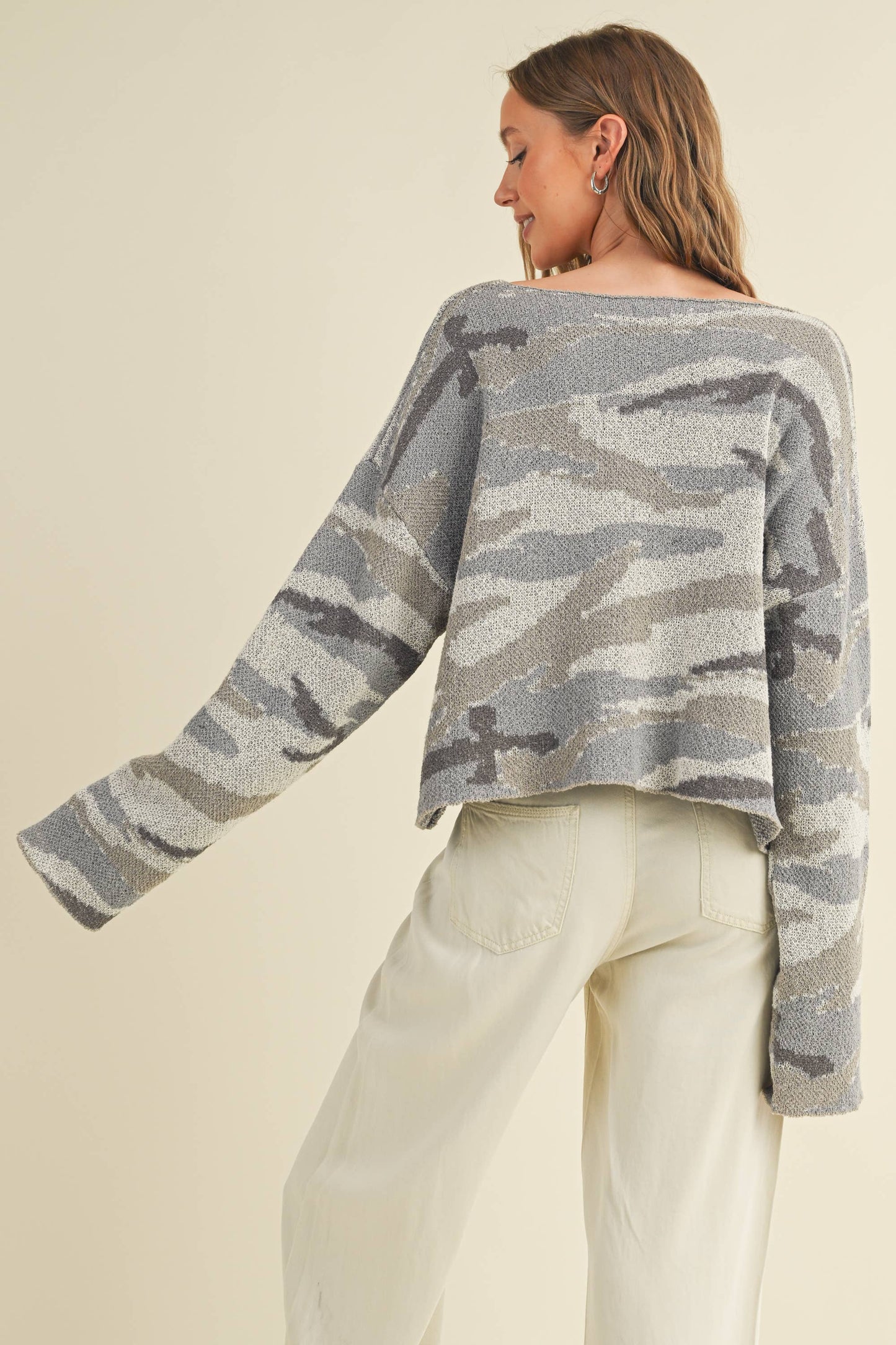 CAMO BOAT NECK LIGHTWEIGHT SWEATER