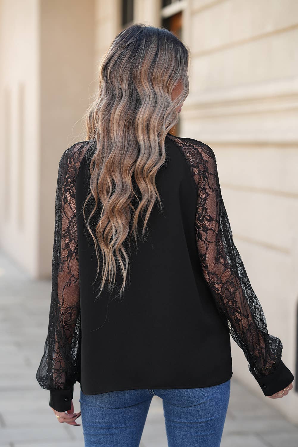 Keyhole Neckline Floral Lace Raglan Sleeve Blouse