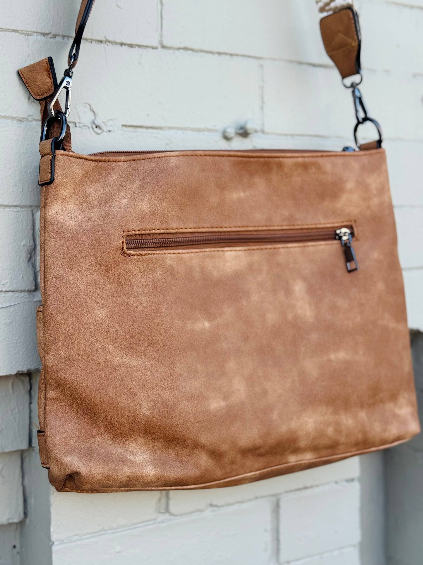 Cambrie Crossbody