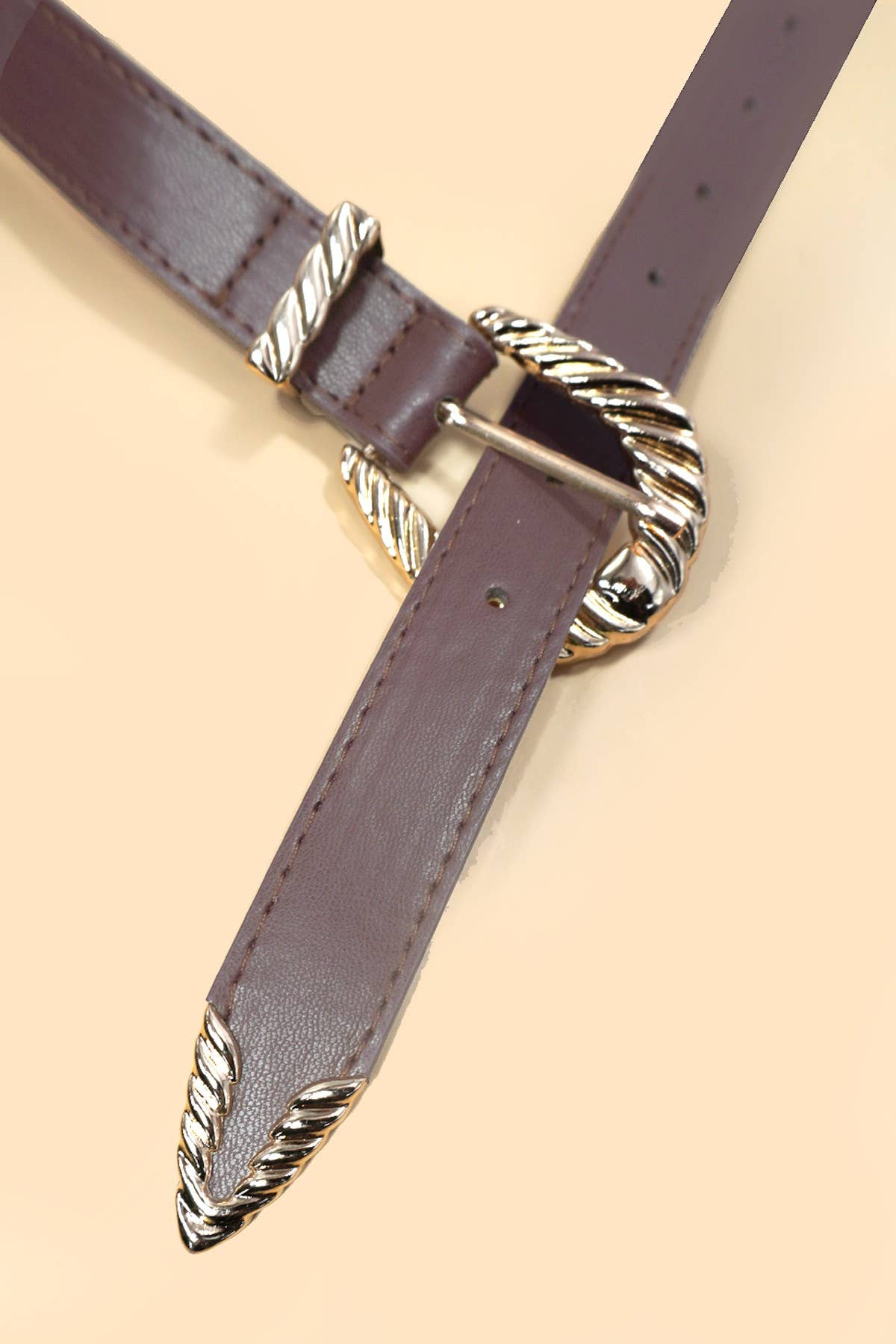CLASSIC WESTERN CARVED BUCKLE FAUX LEATHER BELT