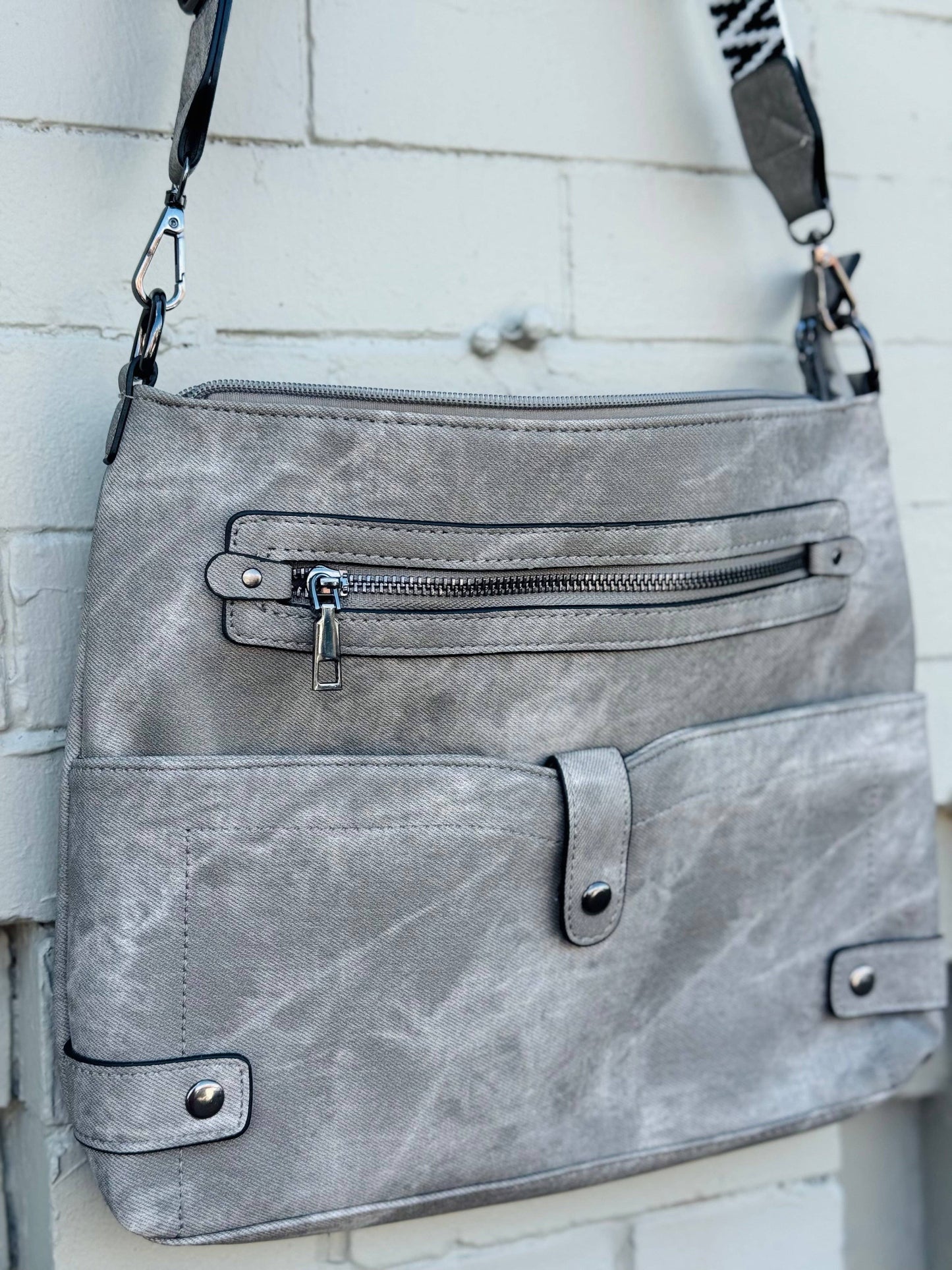 Cambrie Crossbody