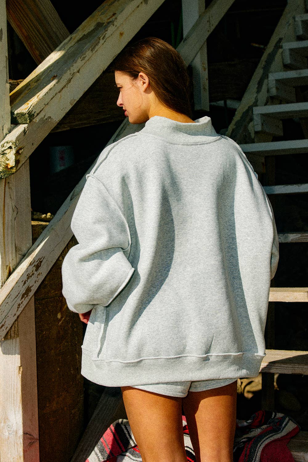 GOD'S COUNTRY | Reversible Mock-neck Sweatshirt