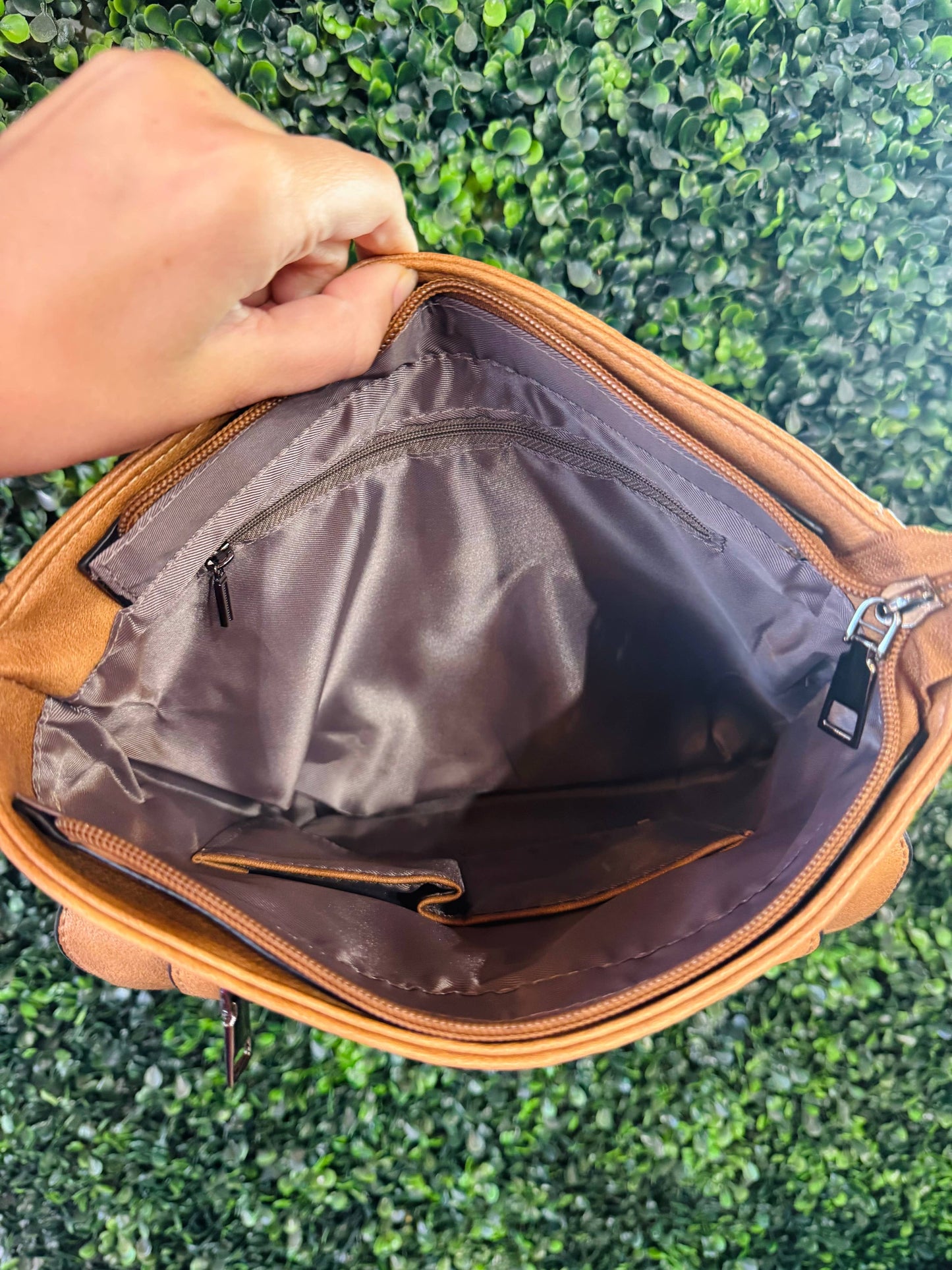Cambrie Crossbody