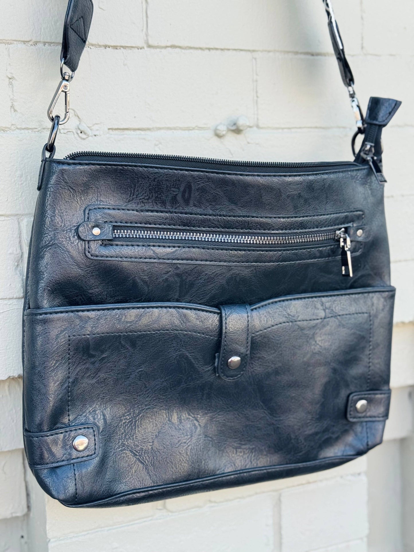 Cambrie Crossbody