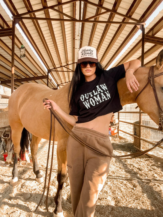 Out Law Woman Graphic Crop Tee