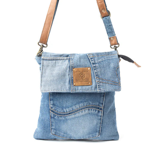 Timeless pocket full of Denim Crossbody Bag