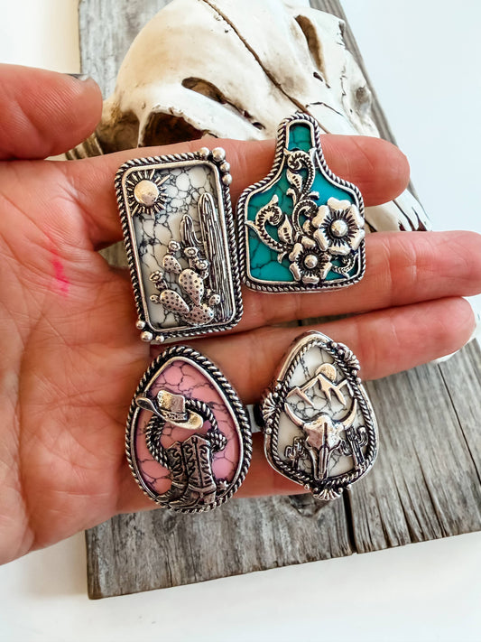 Western Style Stone Pendant Cutout Stretch Ring