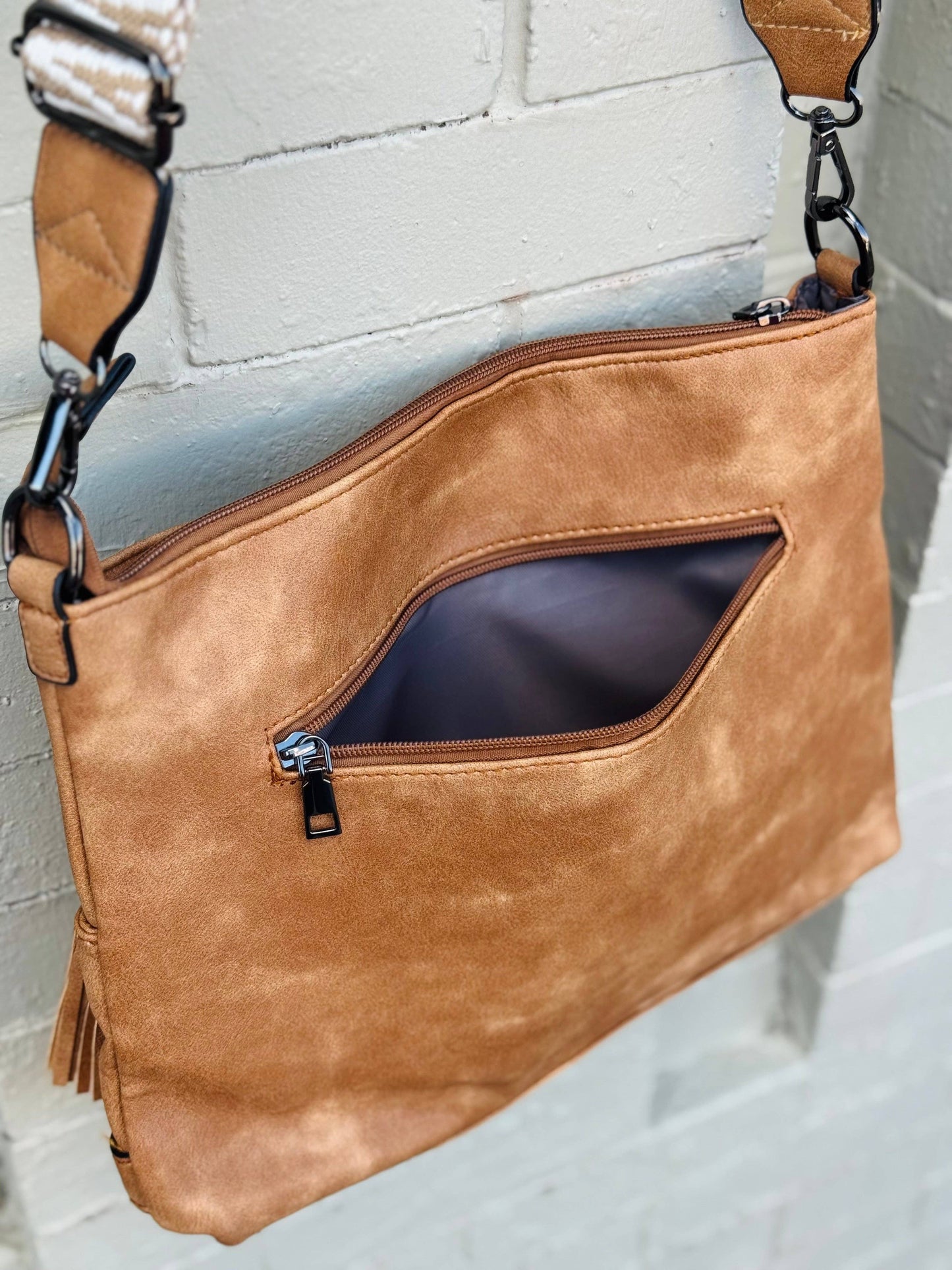 Cambrie Crossbody
