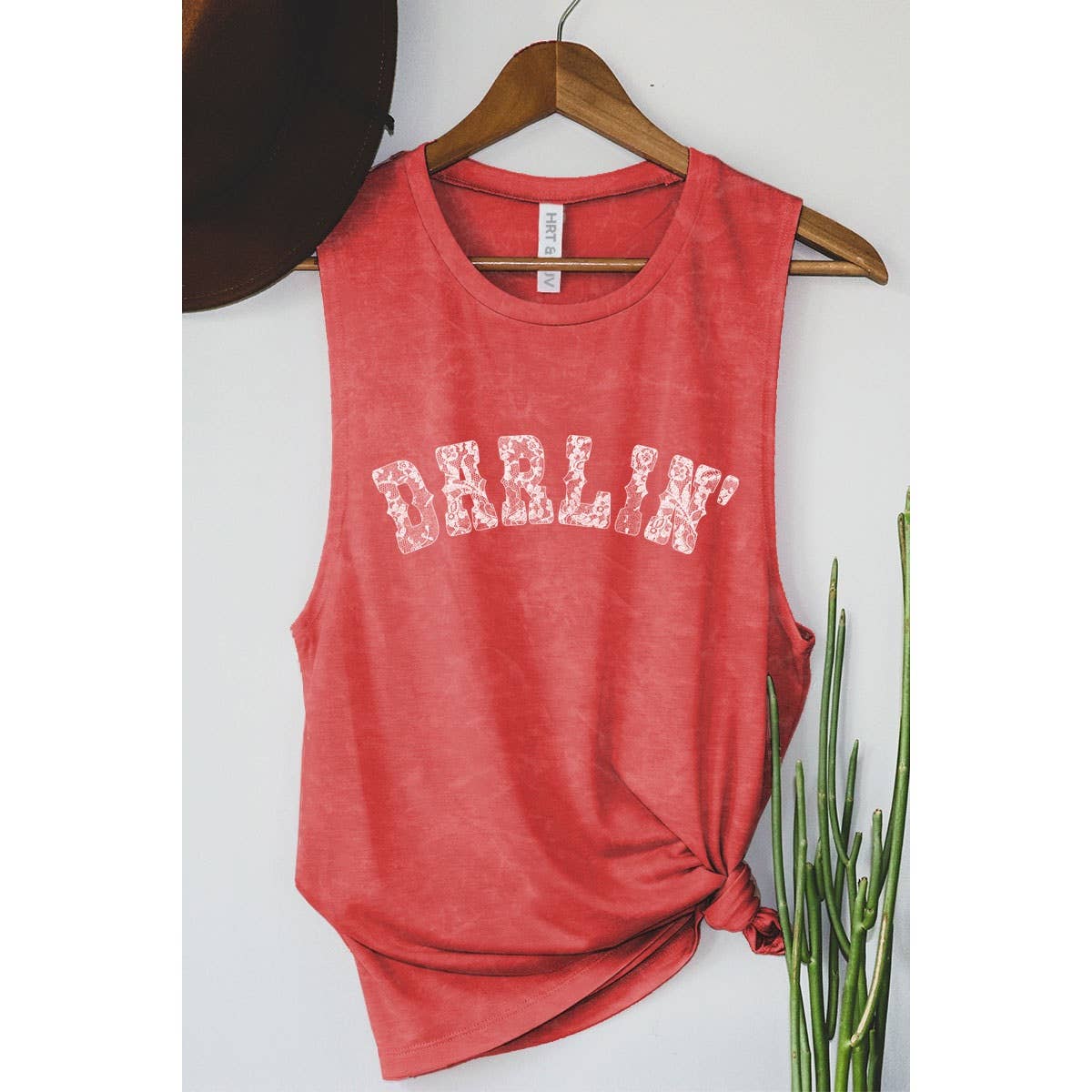DARLIN GRAPHIC TANK TOP