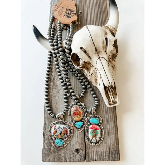 Western Print Pendant Necklace - Navajo Style Pearl