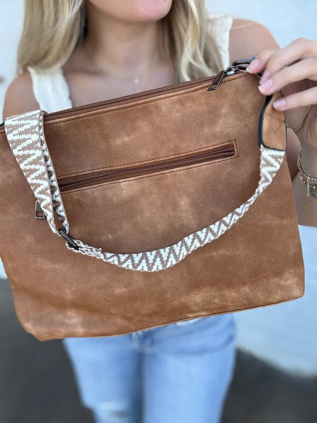 Cambrie Crossbody