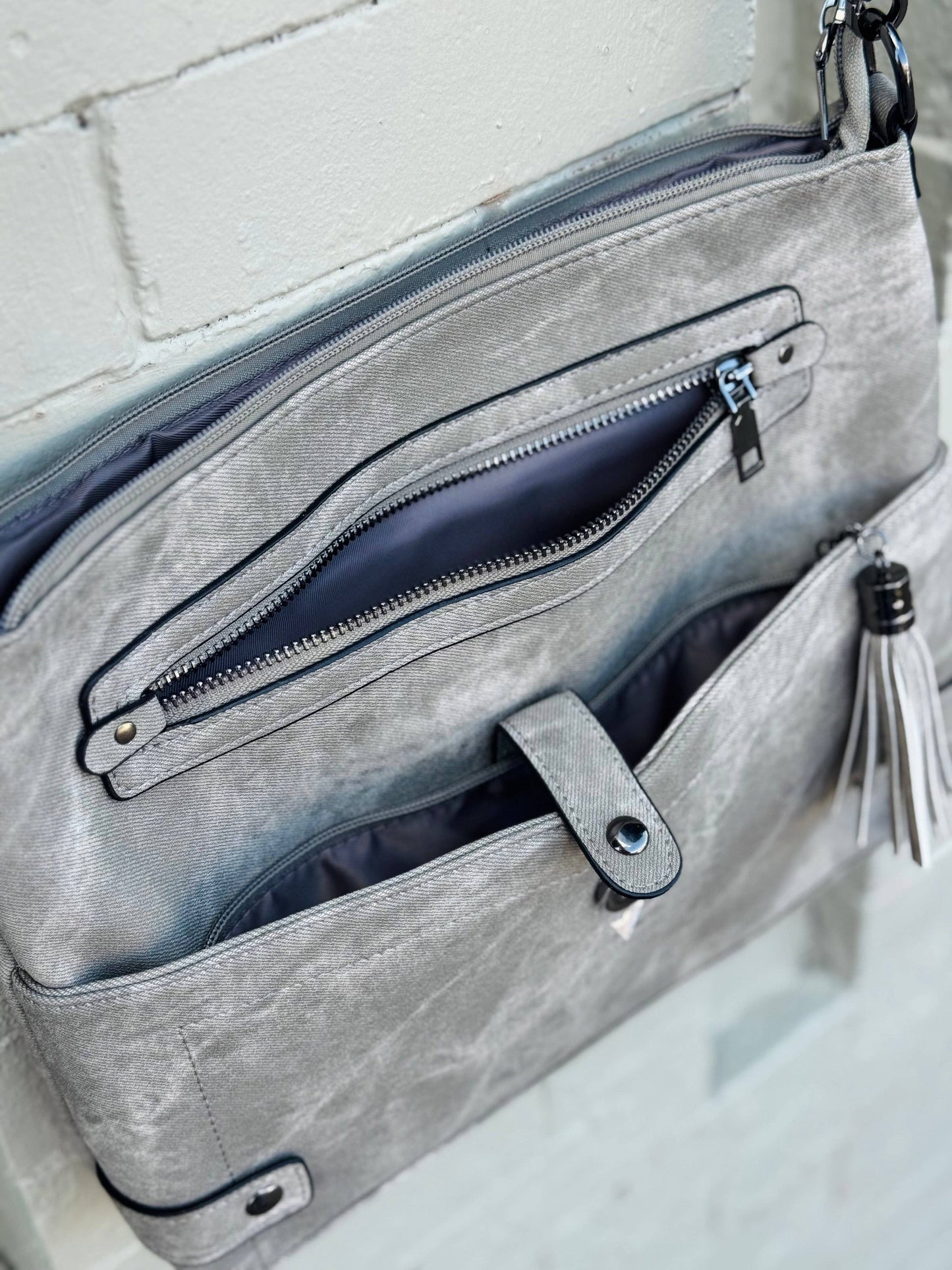 Cambrie Crossbody