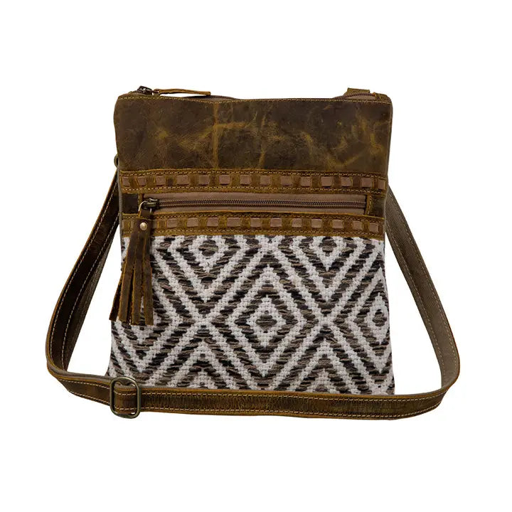 Sand Weaver Small & Crossbody Bag