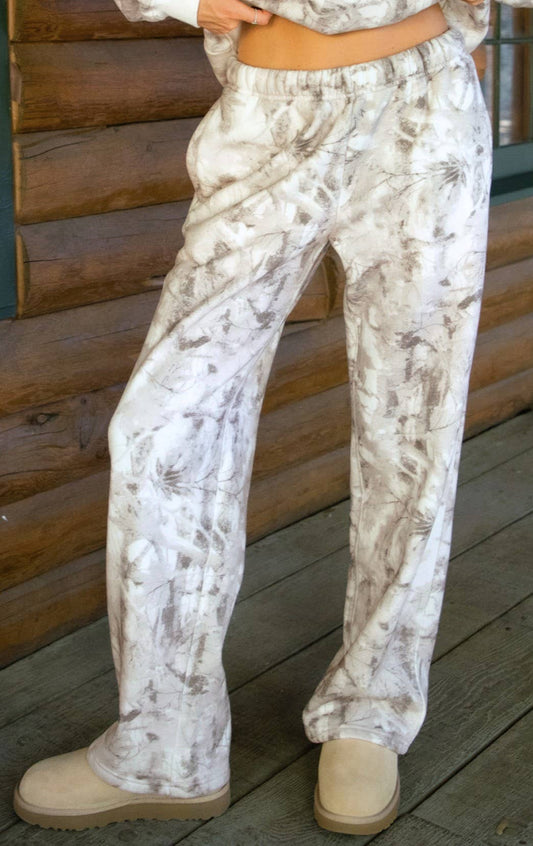 AVERY Light Woodland Camo Lounge Fleece Sweatpants
